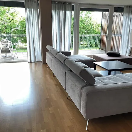 Jd Apartment
